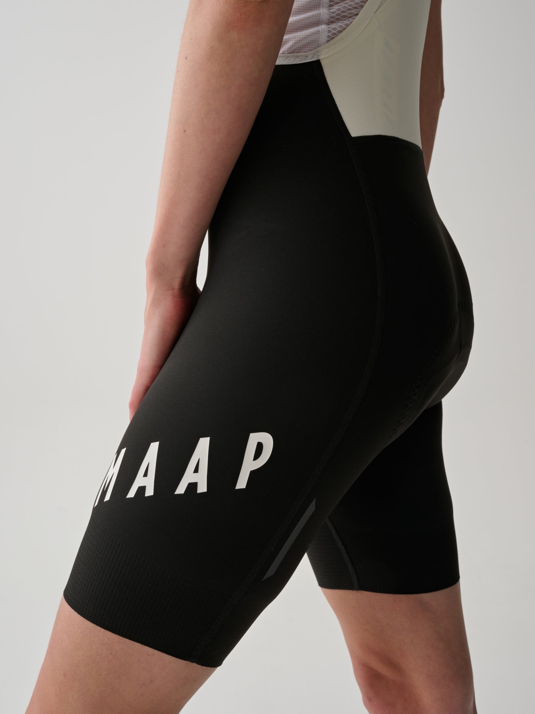 Women's Aeon Bib Short